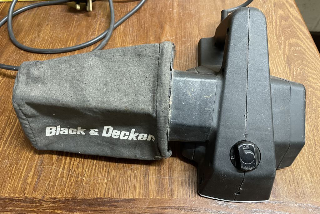 Black & Decker electric planer