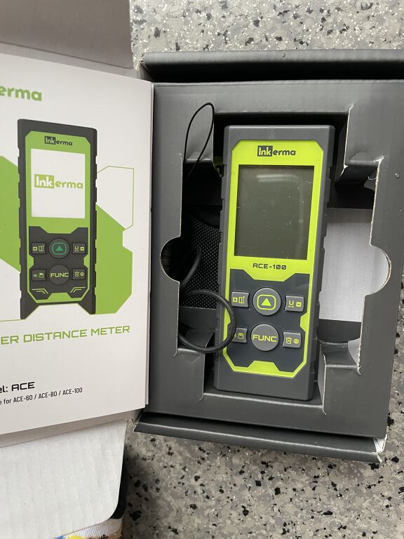 Laser measuring tool