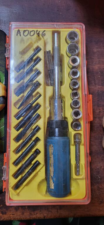 Screwdriver set