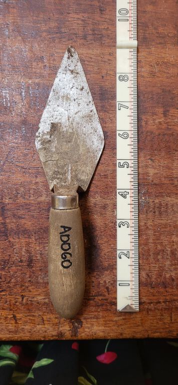 Pointing trowel