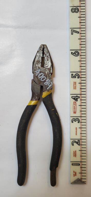 pliers
