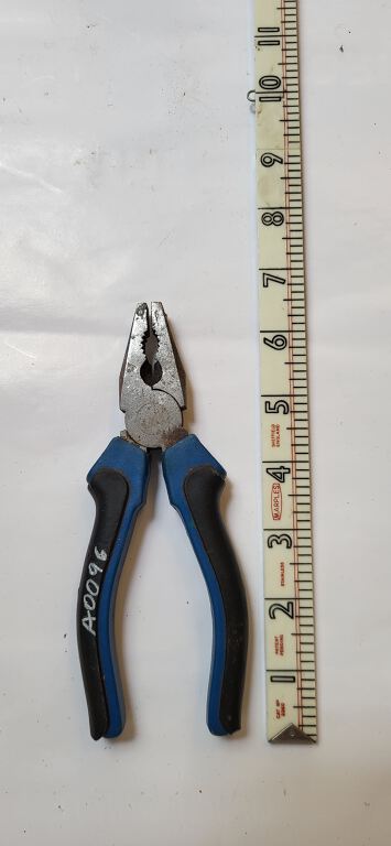Pliers
