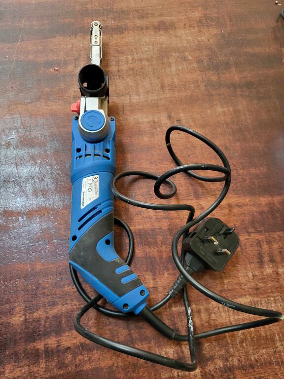 Power Belt File 13mm Silverline 260W corded