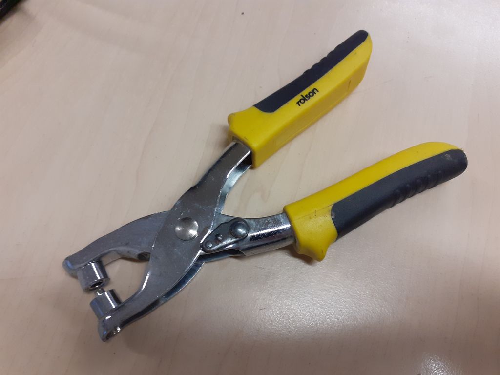 Eyelet Setting Pliers