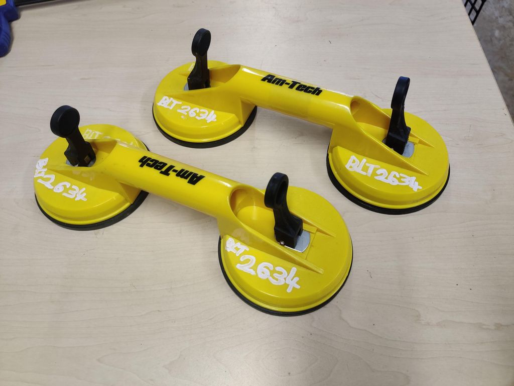 Dual Suction Cup Lifter