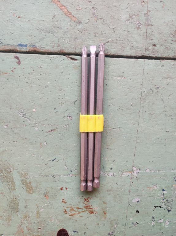 6 inch drill bits (x 3)