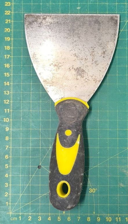 SCRAPER, Flat - 4" (Checked)