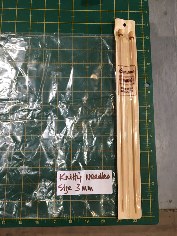 Knitting needle bamboo 3mm 30cm long