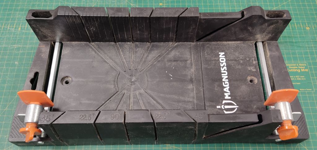 MITRE BOX, 38cm, max thickness 10cm