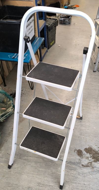 LADDER, 3 Step Heavy Duty