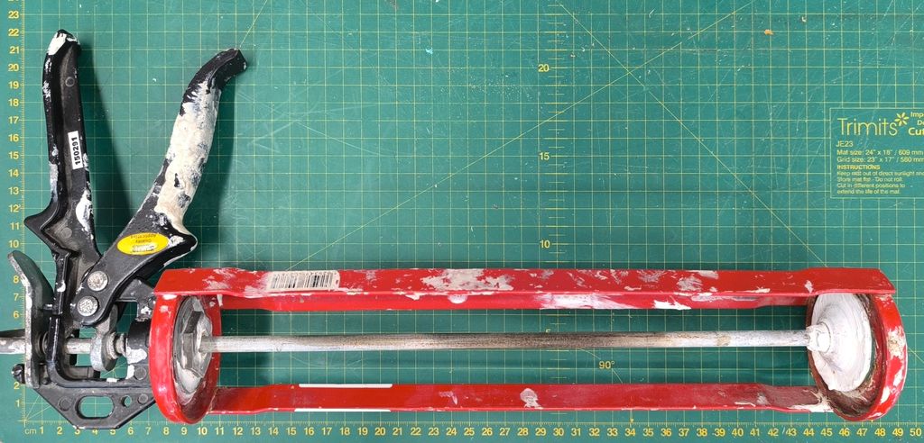 CAULK GUN LARGE, 300mm X 70mm