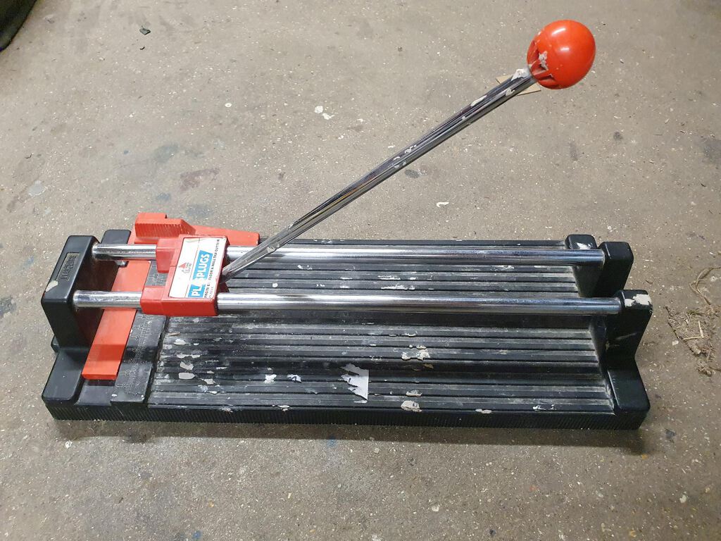 Tile Cutter