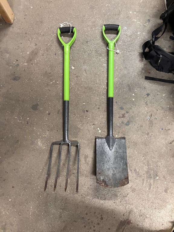 Garden fork and spade