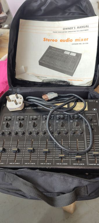 Realistic Mixing Desk