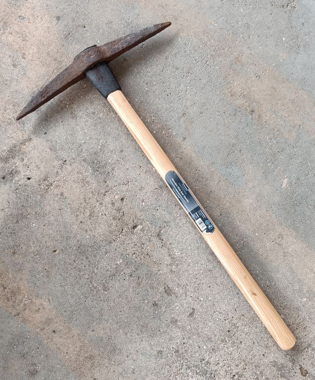 Pickaxe