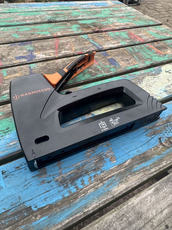 Staple Gun - Heavy Duty