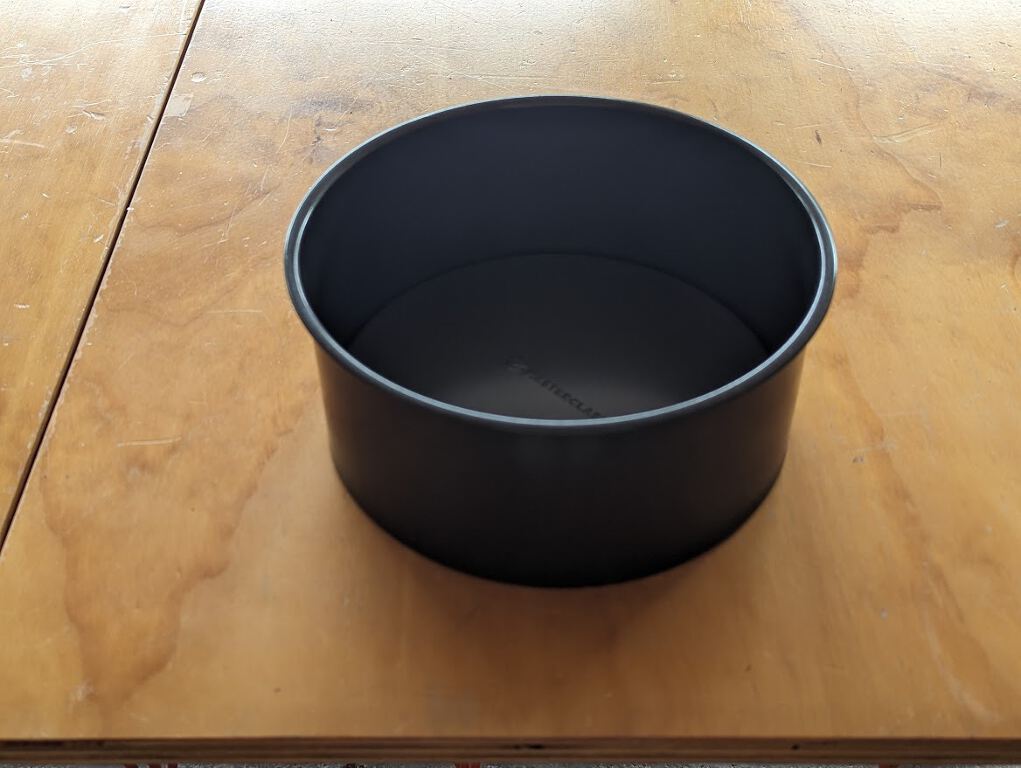 Round Cake Tin
