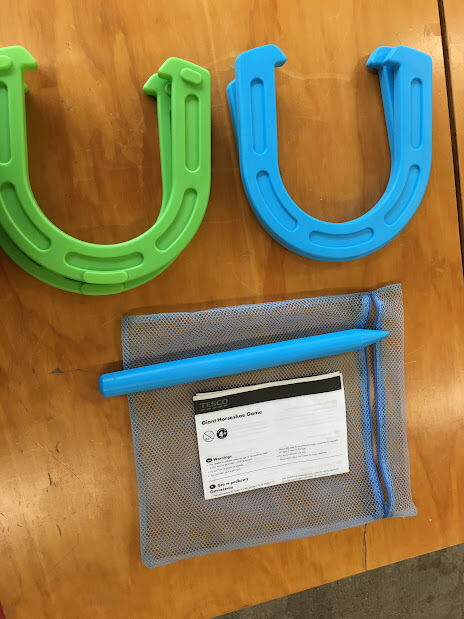 Garden Horseshoe Game