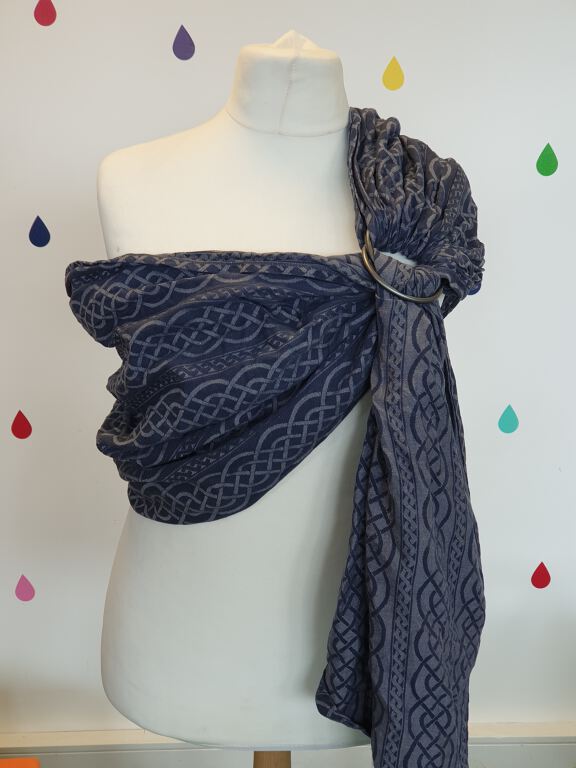 Oscha gathered ring sling