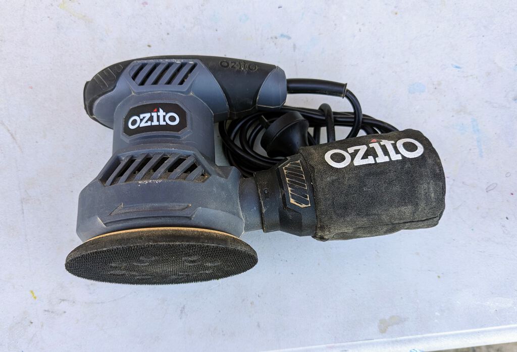 Brisbane Tool Library Sander OZITO Random Orbital Round 230W (1833)