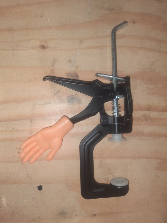 One handed clamp (ETL2611)