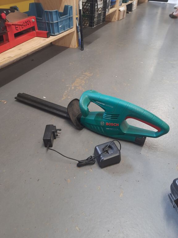 Hedge Trimmer Cordless (ETL2648)