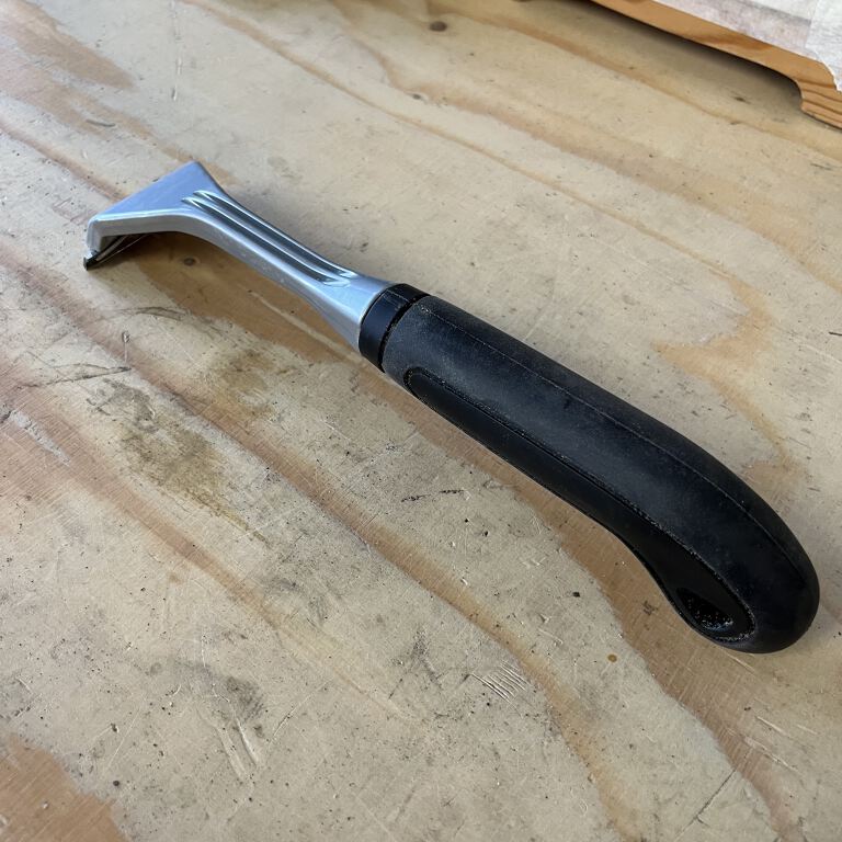 Carbide paint scraper (ETL2451)