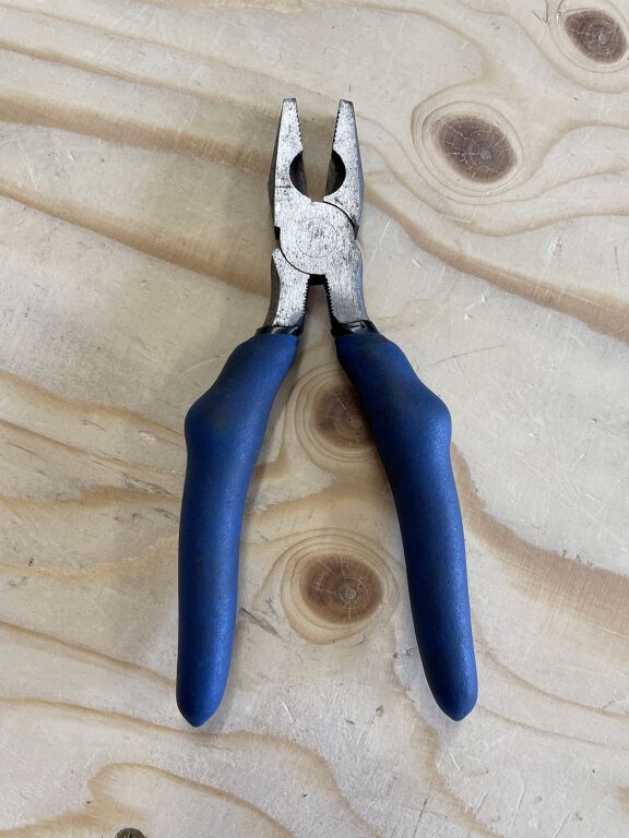Pliers (ETL3787)