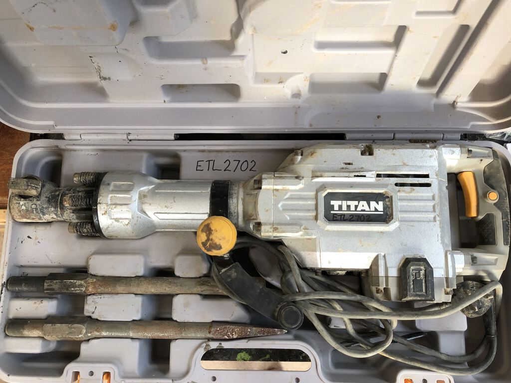 Concrete Breaker (ETL2702)