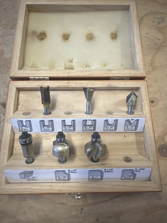 1/4” (~6mm) Router bits (ETL3712)