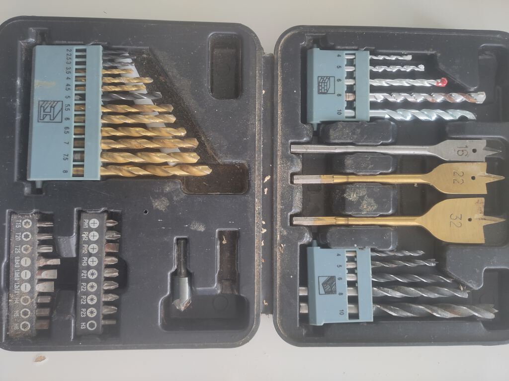 Drill and screwdriver bit set 2