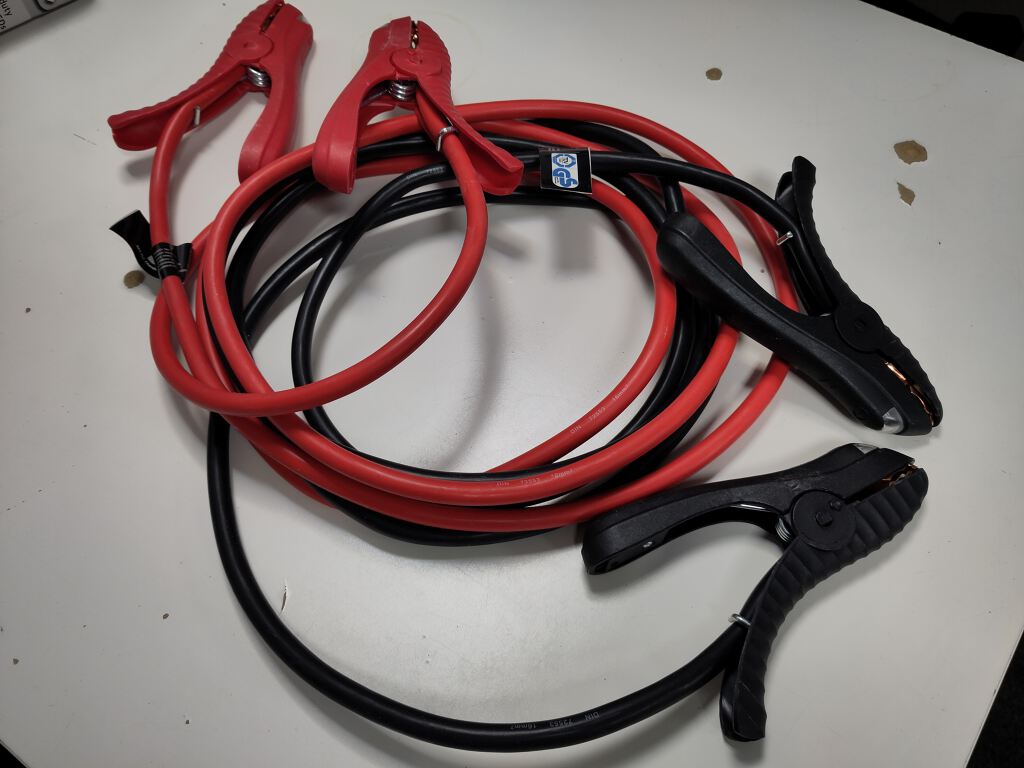 Heavy duty jump leads