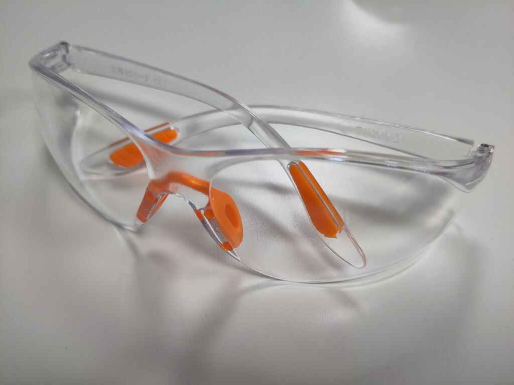 Safety glasses