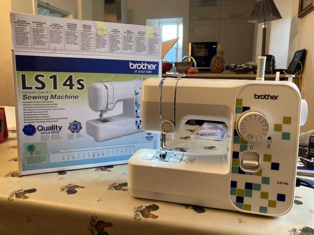 Sewing machine (no.1) (B-231)