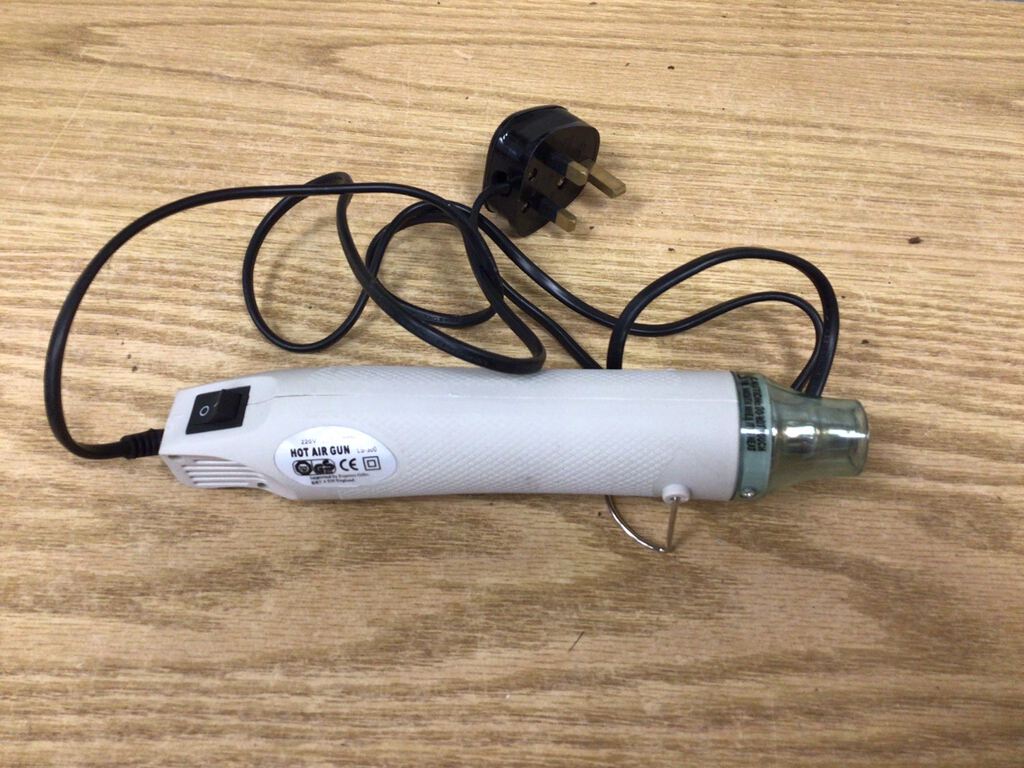 Hot air gun (A-82)