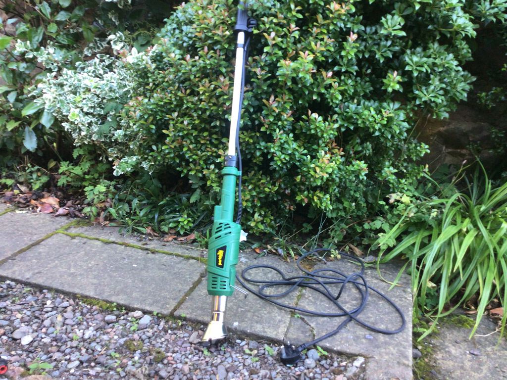 Electric weeder (C-319)