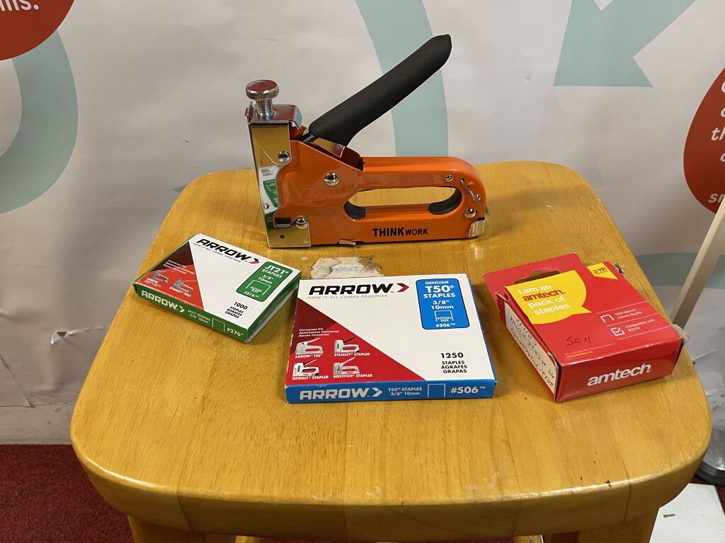 Manual stapler (B-223)