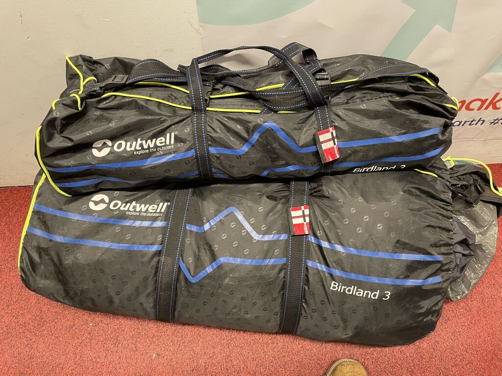 3 person tent (A-417)