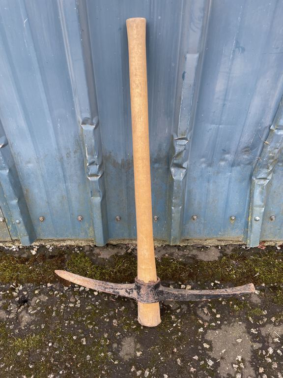 Pick Axe (C-357)