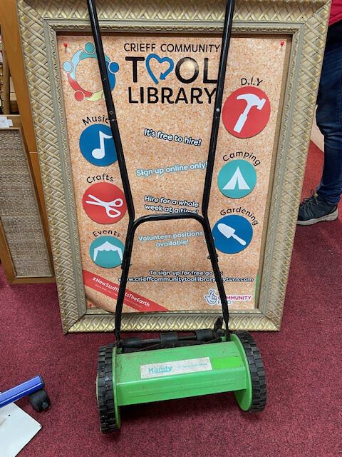 Lawnmower - manual (push) (C-310)