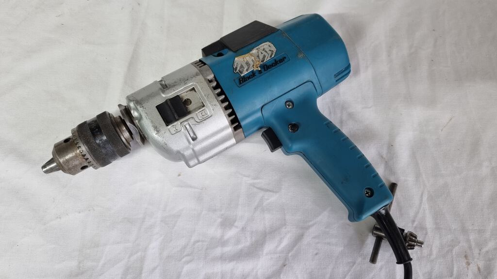 Launceston Tool Library GG Black and Decker Hammer Drill