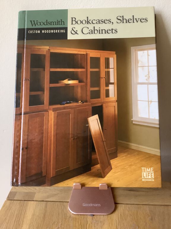 Bookcases, Shelves and Cabinets