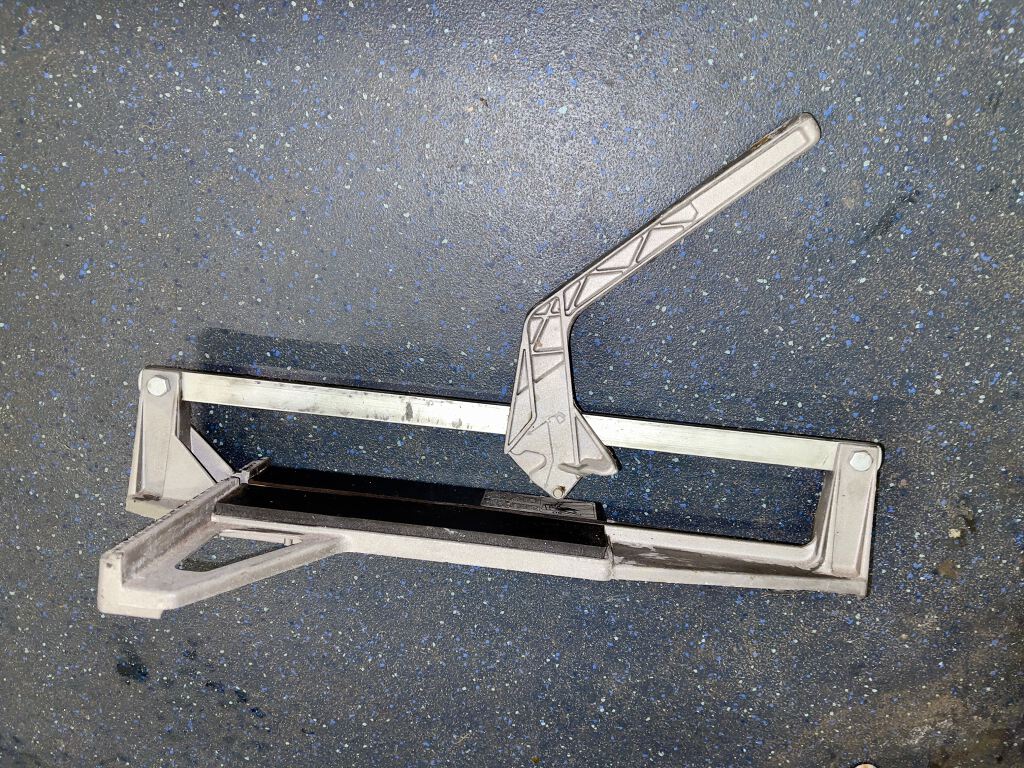 Tile Cutter