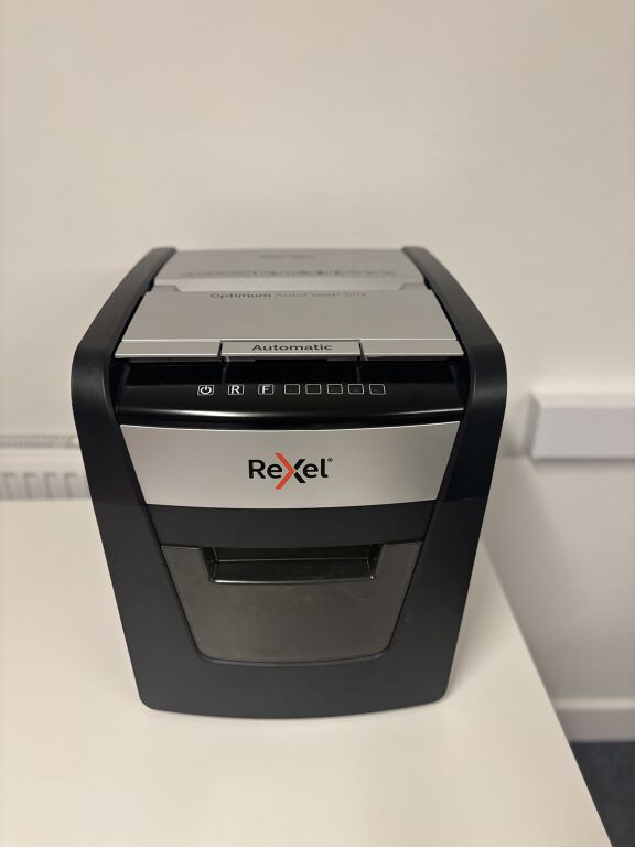 AutoFeed+ Shredder 55 Sheets Cross Cut Security Level P-4