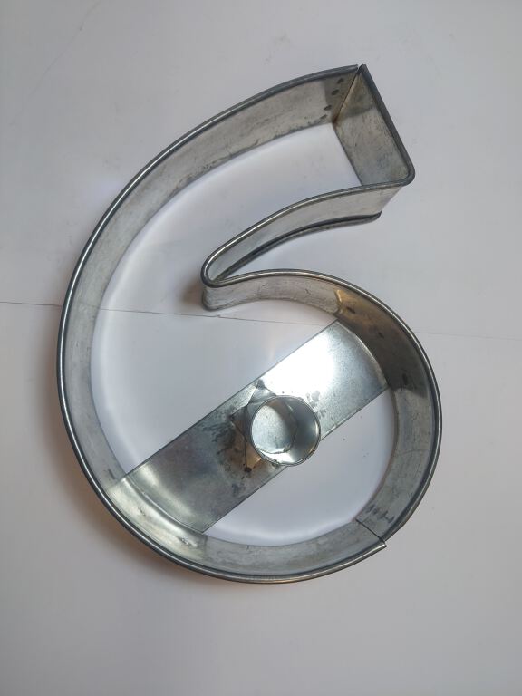 Number 6 Baking Tin (KIT139)