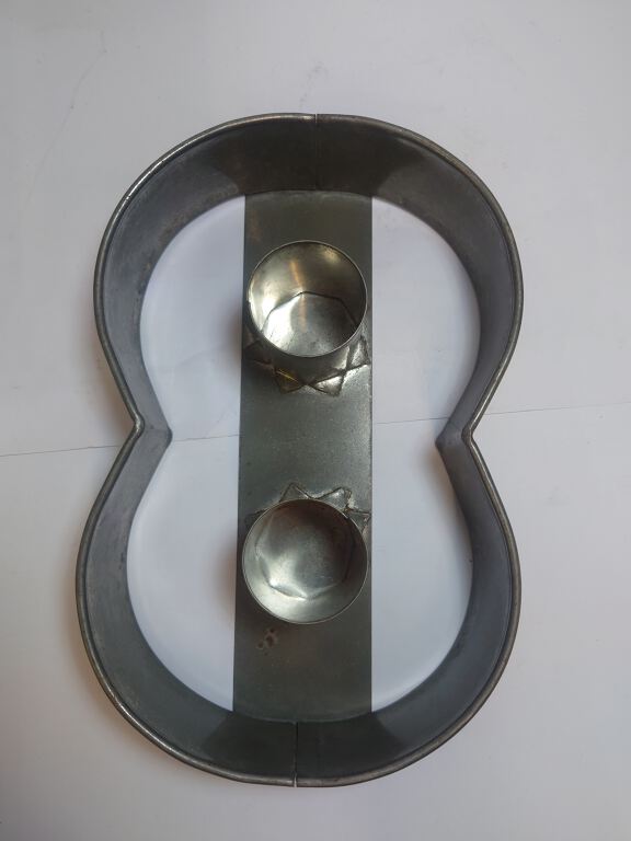 Number 8 Baking Tin (KIT141)