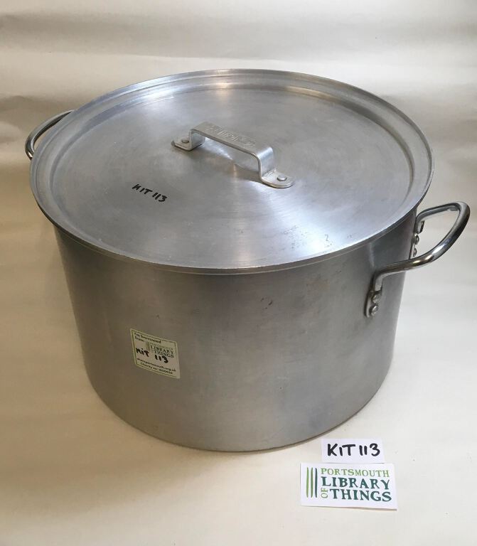 Large Pot with Lid (KIT113)