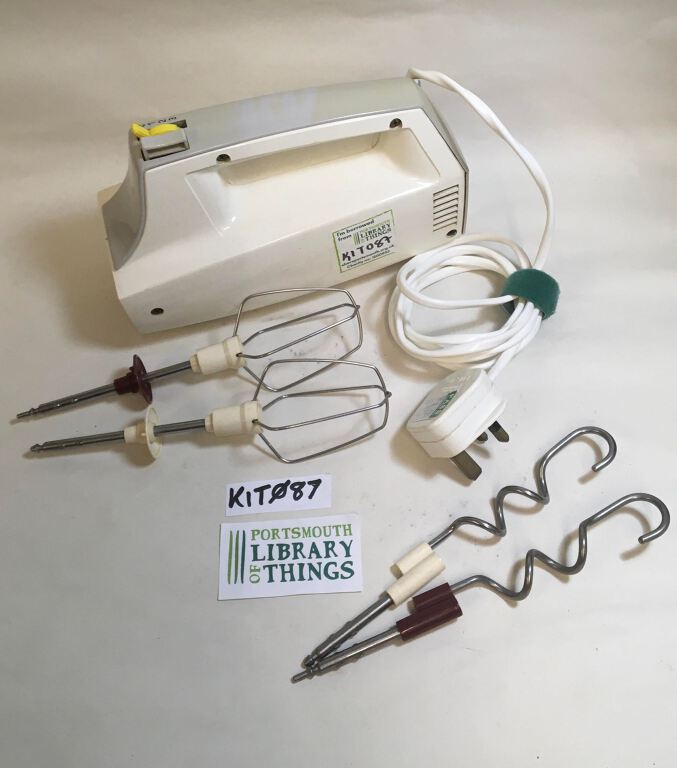 Vintage Electric Hand Mixer (KIT087)