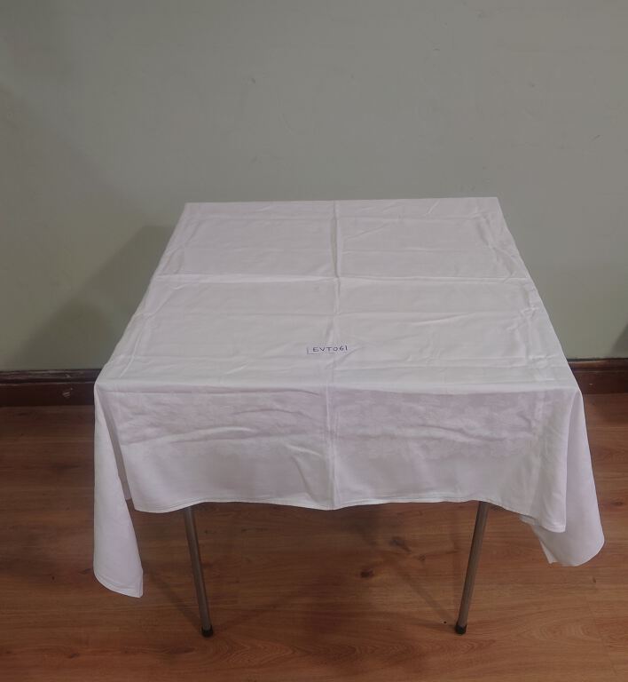 White Table Cloth 117cm x 64cm (EVT061)