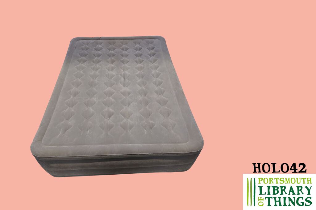 Double Air Bed (Mains powered) (HOL042)
